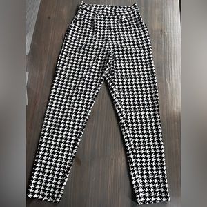 Houndstooth Print Slant Pocket Tapered Pants